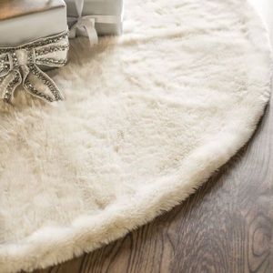 Balsam Hill Lodge Faux Fur Tree Skirt